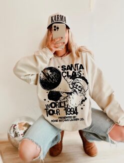 vintage santa claus world tour sweatshirt unisex retro 90s hoodie oversized crewneck for christmas matching pajamas 4pp25