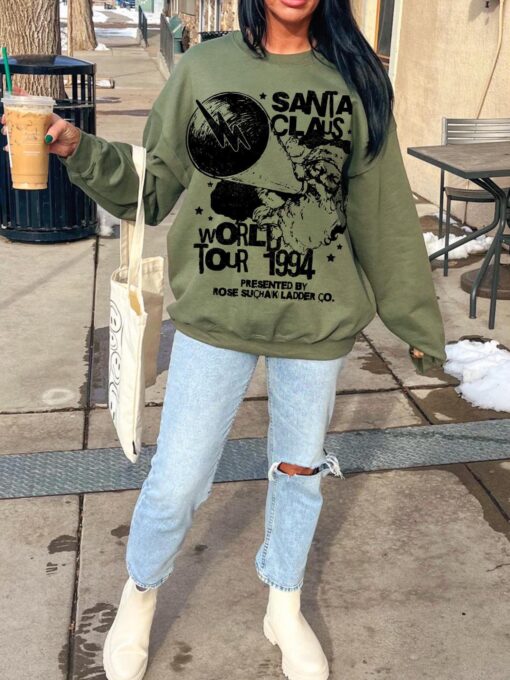 vintage santa claus world tour sweatshirt unisex retro 90s hoodie oversized crewneck for christmas matching pajamas qskj6