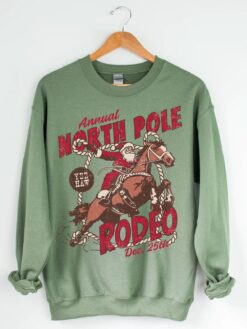 vintage santa rodeo sweatshirt unisex cowboy crewneck christmas shirt with western style design for festive holiday celebrations c3xvr