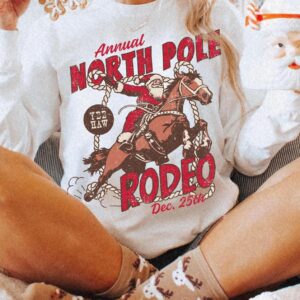 vintage santa rodeo sweatshirt unisex cowboy crewneck christmas shirt with western style design for festive holiday celebrations gx09b