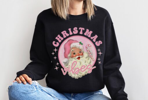 vintage santa sweatshirt for women in pink retro christmas shirt with classic design and trendy style 70tfe