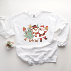 Vintage Santa Sweatshirt Retro Design Plus Size Christmas Crewneck with Holiday Tree Print for Women