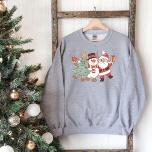 vintage santa sweatshirt retro design plus size christmas crewneck with holiday tree print for women uanwx