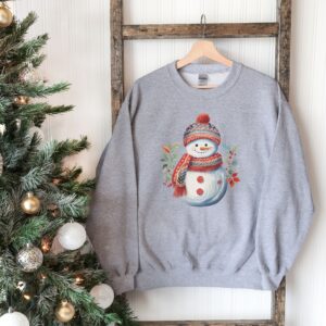 vintage snowman sweatshirt for women funny christmas crewneck with unique design comfortable holiday apparel jrj3m