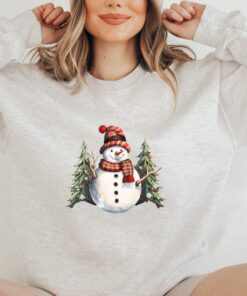 vintage snowman sweatshirt for women with christmas design and comfortable fit ideal for holiday gatherings and festive celebrations usjqm scaled