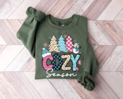 Vintage Sweatshirt with Snowman Design for Winter Comfort Colors Funny Christmas Shirt Ideal for Holiday Gatherings and Seasonal Wear