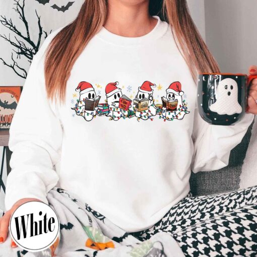 vintage t shirt christmas ghost reading sweatshirt for book lovers featuring cute spooky ghost design ideal for halloween and holiday celebrations lb8u0