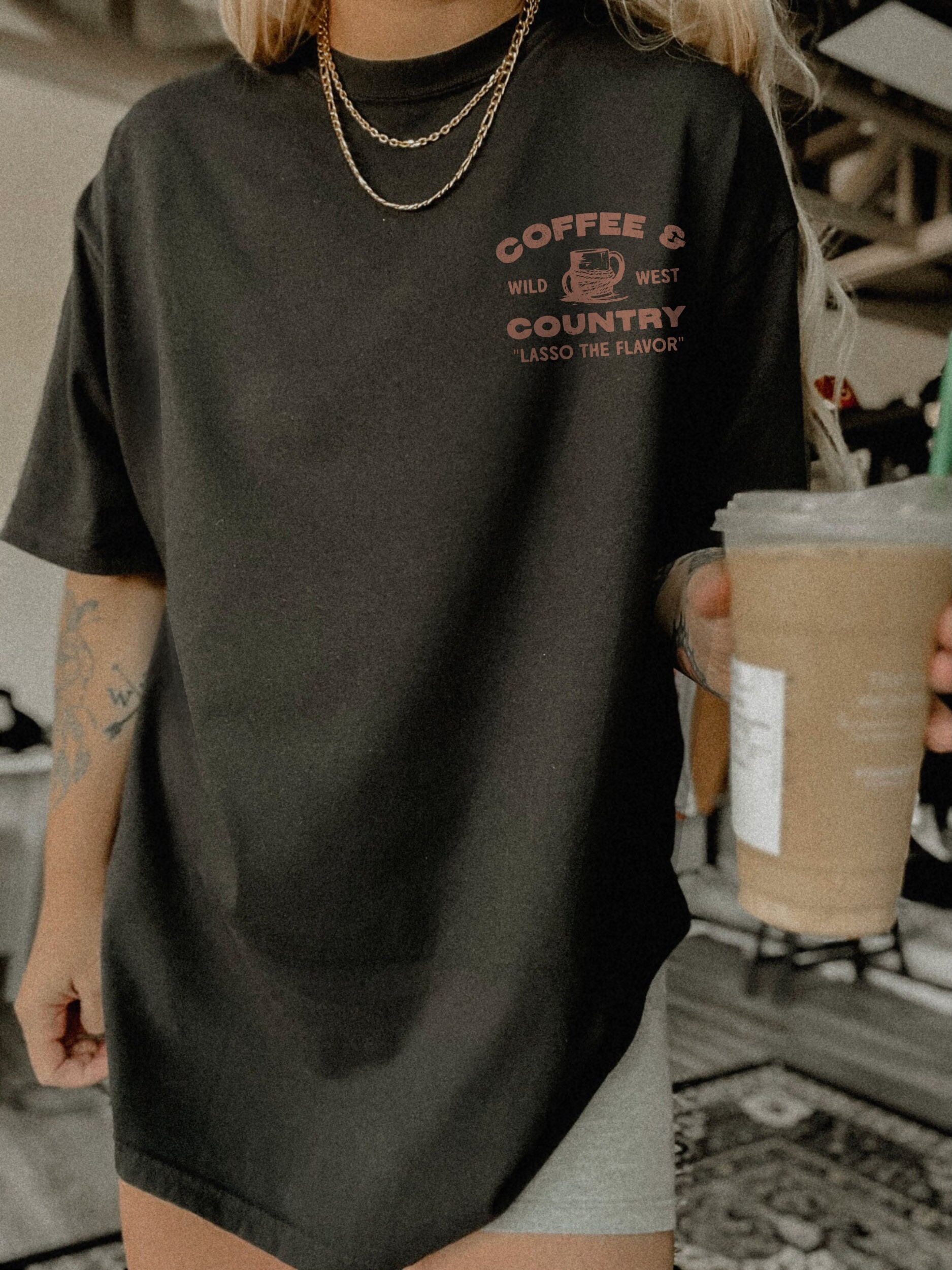 vintage t shirt coffee and country graphic tee unisex comfort colors oversize wild west design for cowgirl and coffee lovers ld6ul