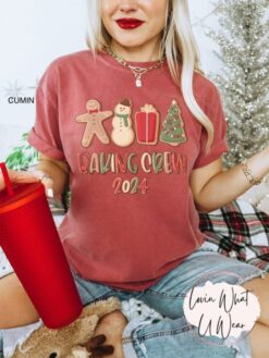 Vintage T Shirt Comfort Colors Christmas Cookie Baking Crew Tee Gingerbread Design for Holiday Parties and Festive Gatherings