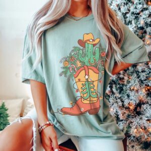 vintage t shirt country christmas shirt howdy cactus retro western design funny cowgirl tee with cowboy boot for holiday cheer ccqje scaled