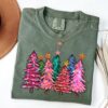 vintage t shirt cute christmas tree design in comfort colors pink for women fun holiday apparel for xmas celebrations giovq
