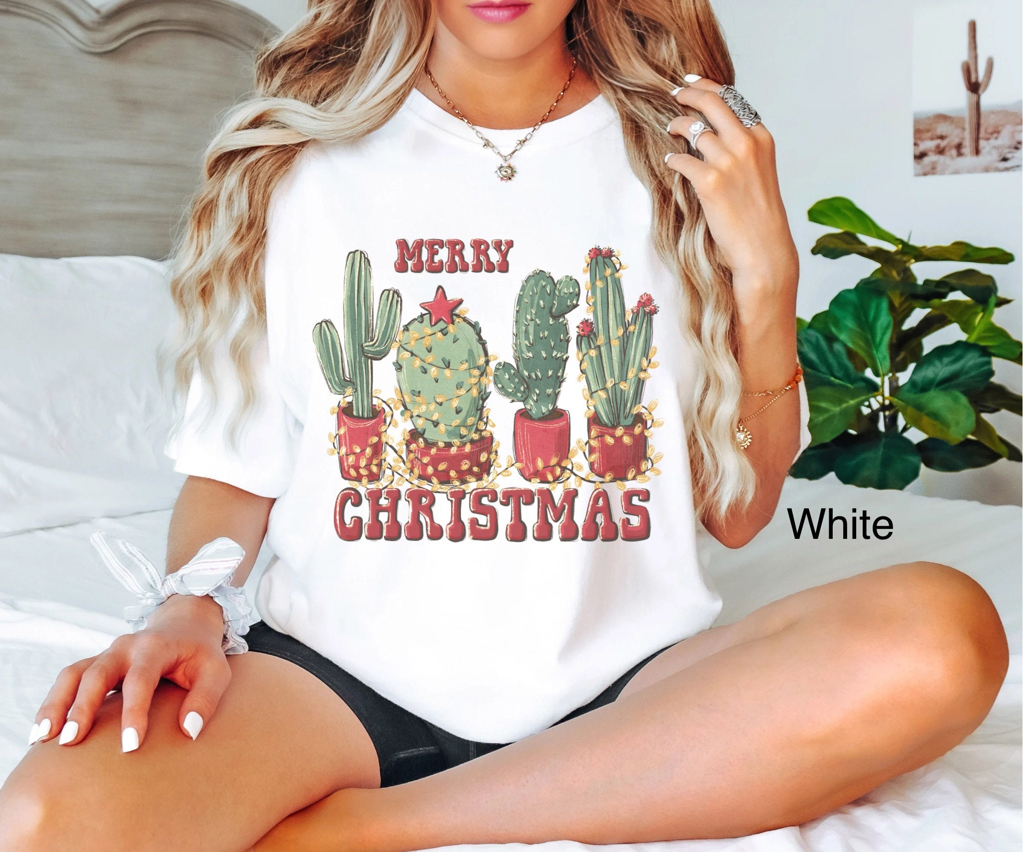 vintage t shirt for christmas cactus lovers comfort colors western style tee with howdy design and plant theme ev6pa