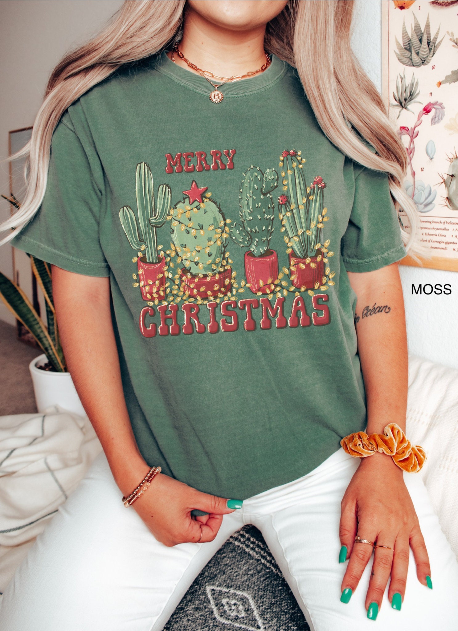 vintage t shirt for christmas cactus lovers comfort colors western style tee with howdy design and plant theme ibz46