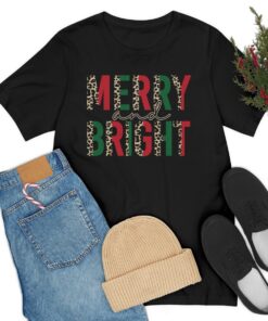 vintage t shirt for women with leopard print marry and bright design for holiday celebrations and christmas events 6njna