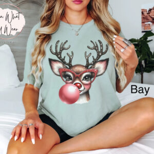 vintage t shirt funny christmas reindeer blowing bubble with glasses oversized holiday tee for festive celebrations hwisy