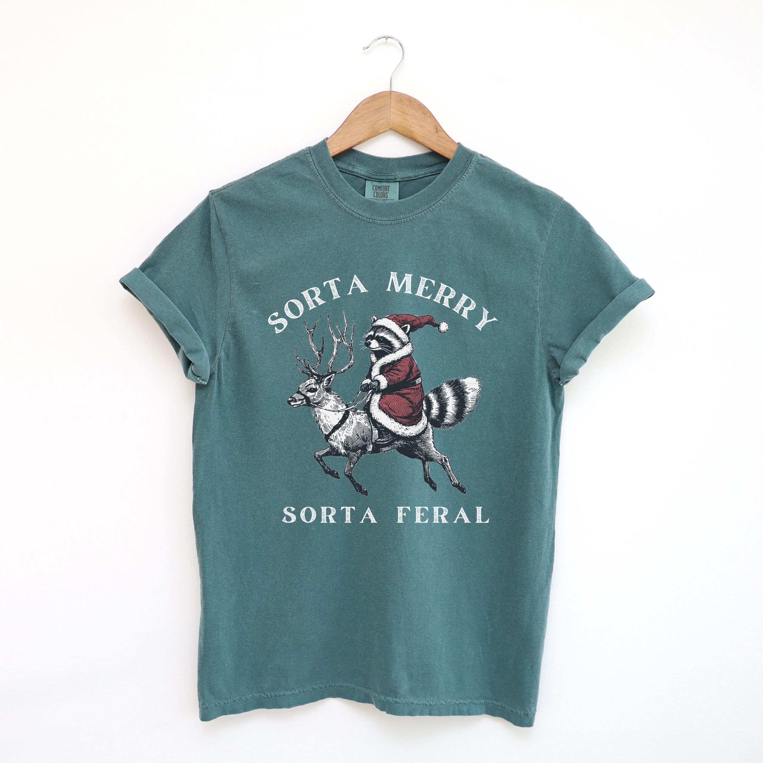 Vintage T Shirt Funny Raccoon Santa Christmas Crewneck with Meme Design Sorta Feral Animal Graphic Tee for Holiday Wear 5 vintage t shirt funny raccoon santa christmas crewneck with meme design sorta feral animal graphic tee for holiday wear 8ly8x scaled