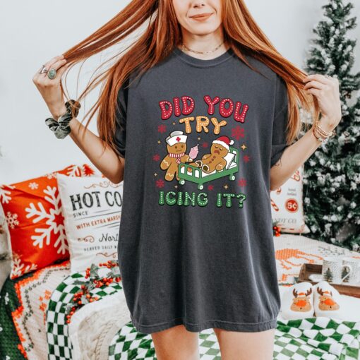 vintage t shirt gingerbread nurse design funny christmas shirt with icing joke for nurses holiday apparel 2qlxf scaled