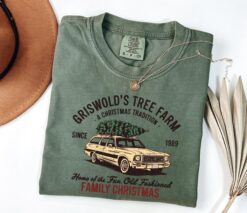 Vintage T Shirt Griswolds Tree Farm Design Comfort Colors T Shirt for Women Featuring a Fun Christmas Theme