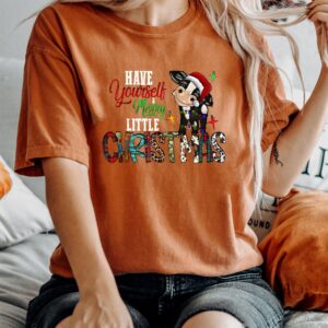 vintage t shirt have yourself merry little christmas design funny cow print western country style for holiday celebrations ji7k4 scaled