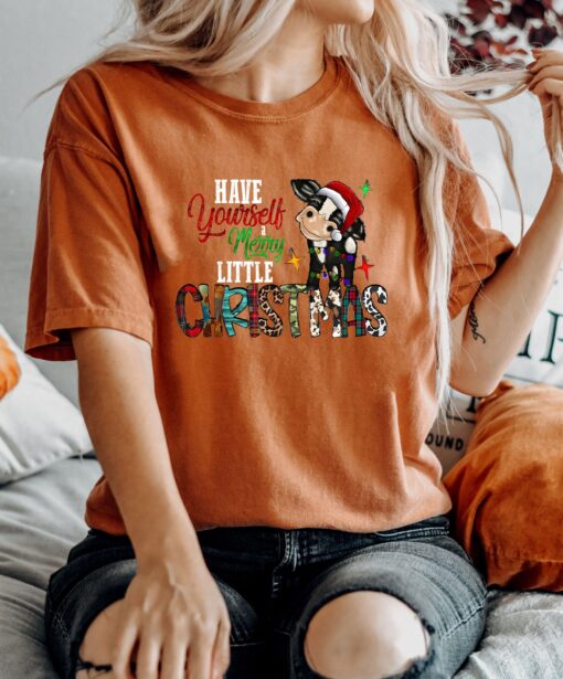 vintage t shirt have yourself merry little christmas design funny cow print western country style for holiday celebrations ji7k4 scaled