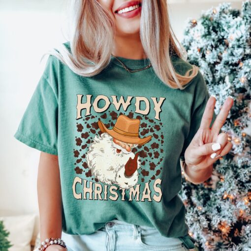 vintage t shirt howdy christmas shirt retro santa design for cowgirl and country western style holiday apparel 4hp8p