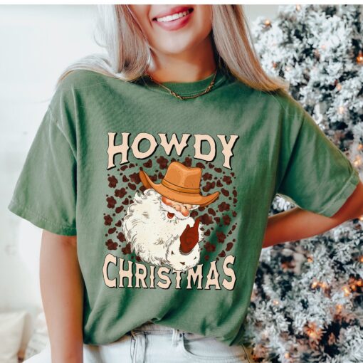 vintage t shirt howdy christmas shirt retro santa design for cowgirl and country western style holiday apparel bbpot