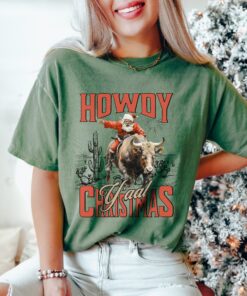 vintage t shirt howdy christmas yall shirt with retro santa design for cowgirl country western style holiday wear bb3ot