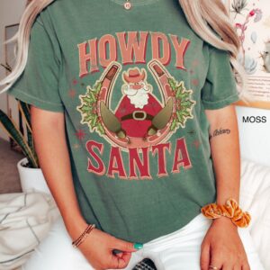 vintage t shirt howdy santa western christmas t shirt oversized retro cowboy design for holiday celebrations uvrwr