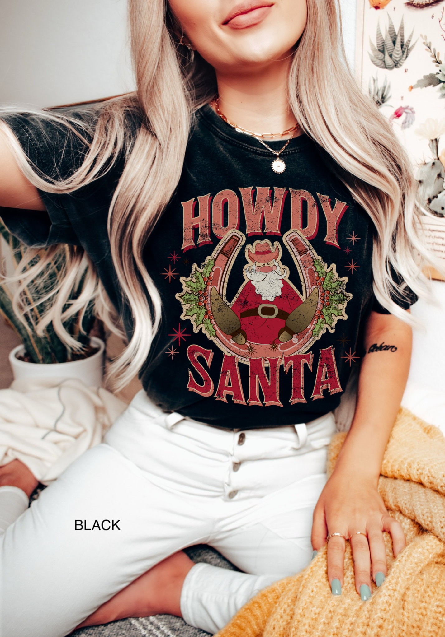 vintage t shirt howdy santa western christmas tee cowboy santa oversized retro holiday shirt in comfort colors for festive style