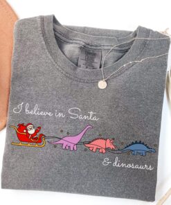 vintage t shirt i believe in santa and dinosaurs funny christmas shirt for dinosaur lovers and teachers jnz1g scaled