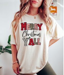 Vintage T Shirt Leopard Print Merry Christmas Yall Tee with Holiday Buffalo Plaid and Cheetah Design for Women