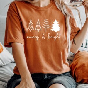 vintage t shirt merry and bright design with cute christmas tree for family gatherings and retro holiday celebrations fu2z6 scaled