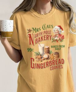 vintage t shirt mrs claus gingerbread bakery design for christmas cookies baking retro north pole theme byqzj