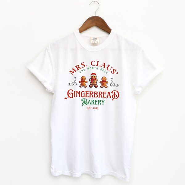 vintage t shirt mrs claus gingerbread bakery tee funny christmas baking crew design for holiday and winter celebrations bjuge scaled