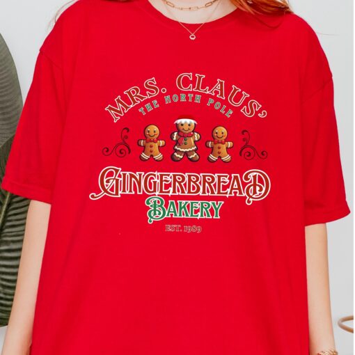 vintage t shirt mrs claus gingerbread bakery tee funny christmas baking crew design for holiday and winter celebrations fsfdr scaled