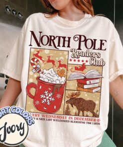 vintage t shirt north pole readers club tee bookish christmas design for book lovers and bookworms eyic0