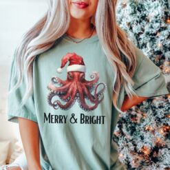Vintage T Shirt Octopus Christmas Shirt Funny Design for Octopus Lovers Retro Comfort Colors Apparel