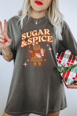 Vintage T Shirt Retro Gingerbread Shirt for Women Comfort Colors Holiday Apparel Funny Christmas Tee with Cute Design