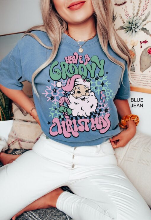 vintage t shirt retro santa graphic tee for women in pink with hippie design for a fun christmas celebration aazho