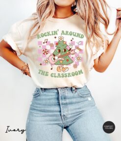 Vintage T Shirt Rockin Around the Classroom Teacher Christmas Shirt Comfort Colors Retro Design for Holiday Celebrations
