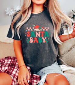 Vintage T Shirt Santa Baby Christmas Tee Funny Design Comfortable Colors for Family Gatherings and Holiday Celebrations