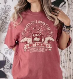 vintage t shirt santa bookish christmas tee for readers featuring spicy smut books design ideal for librarians and teachers g1ipx