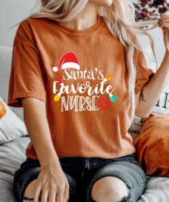 vintage t shirt santas favorite nurse design for christmas funny christmas shirts ideal for rn professionals x4yqf scaled