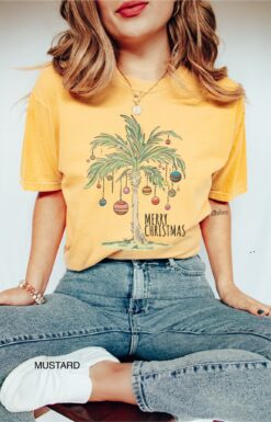 vintage t shirt tropical christmas palm tree design merry christmas tee for family beach gatherings and holiday celebrations mccxa