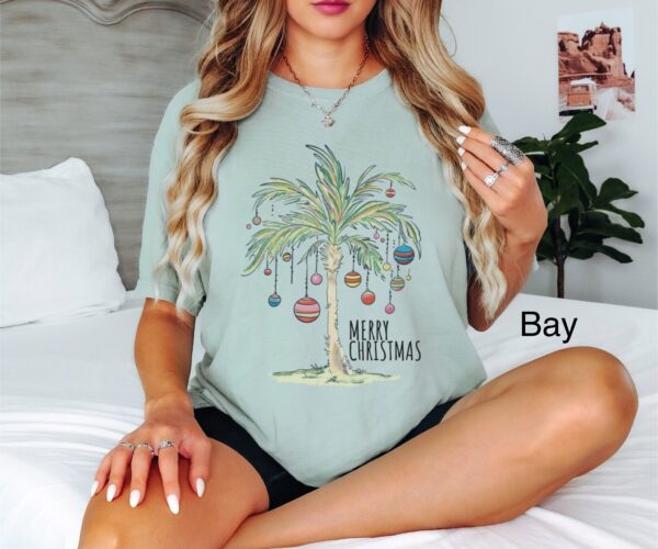 vintage t shirt tropical christmas palm tree design merry christmas tee for family beach gatherings and holiday celebrations molry