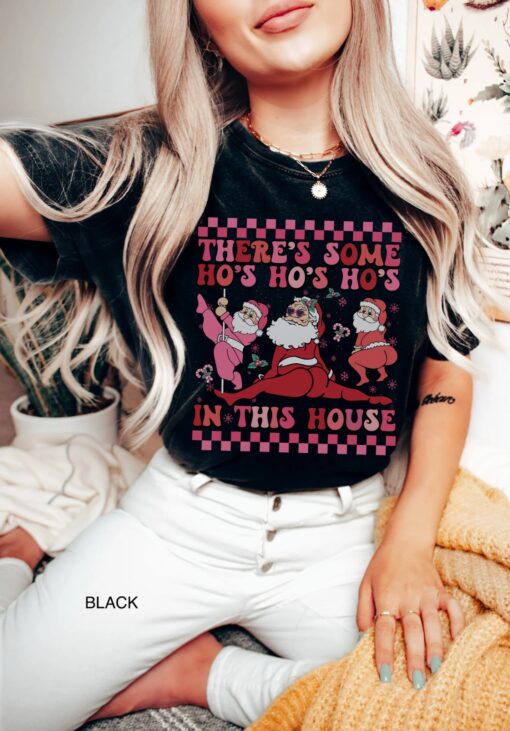 vintage t shirt twerking santa christmas shirt funny holiday tee with theres some hos hos hos in this house design em8a6