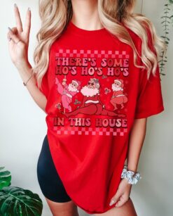 vintage t shirt twerking santa christmas shirt funny holiday tee with theres some hos hos hos in this house design x83gh