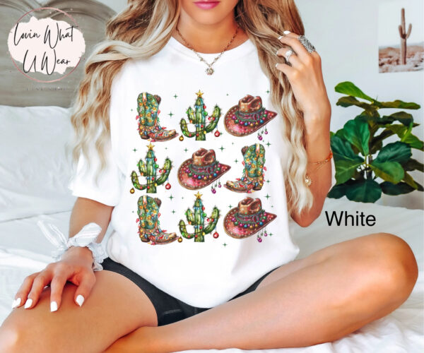 vintage t shirt western christmas cactus tree design oversized holiday tee with howdy cowboy theme for festive celebrations d9zzp