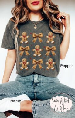Vintage T Shirt Womens Gingerbread Christmas Bow Tee Oversized Holiday Top for Fun Festive Looks with Comfort Colors Style