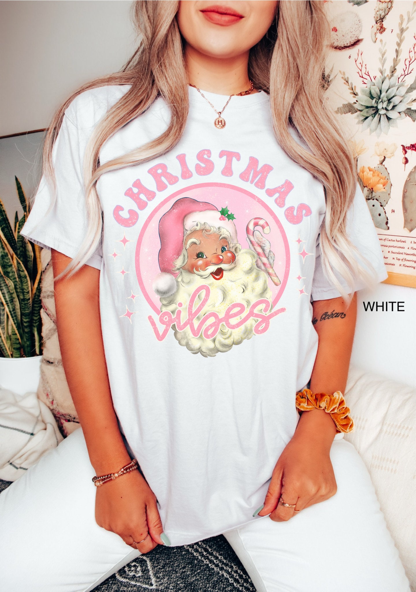 vintage t shirt womens retro pink santa claus tee comfort colors christmas shirt family holiday apparel for festive occasions eychn